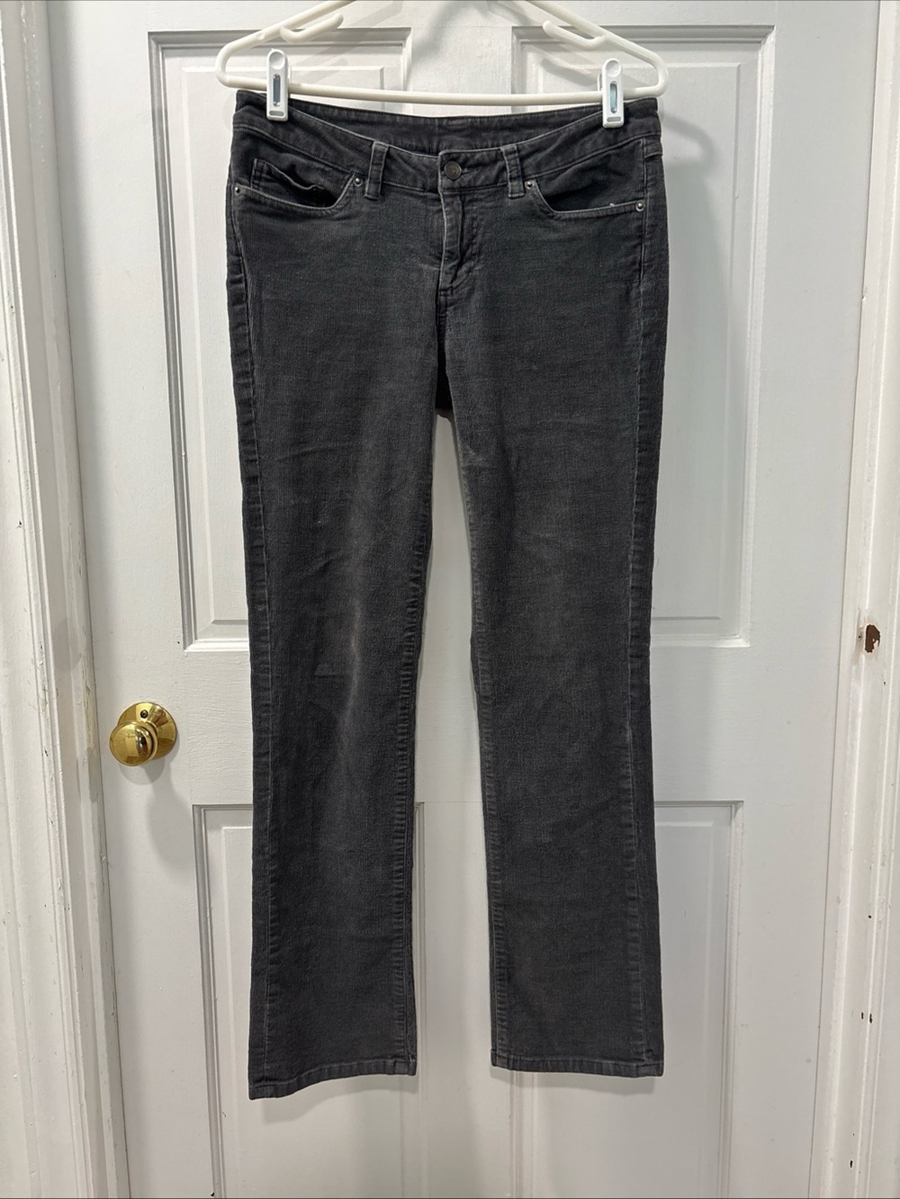 Patagonia Women’s Straight Leg Corduroy Pants Size 27 Gray Organic Cotton EUC